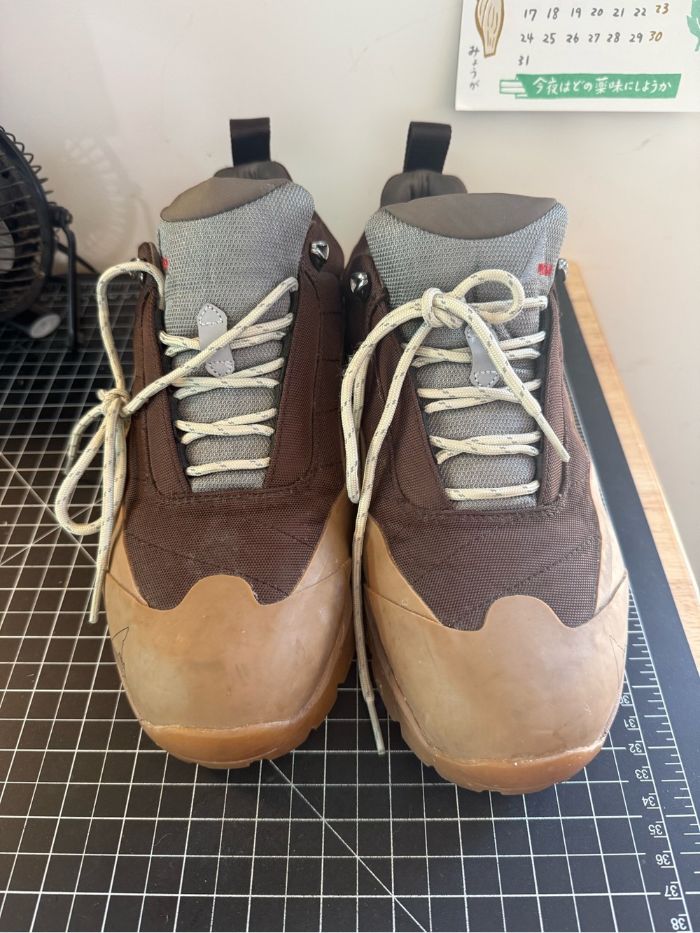 ROA Katharina Boots in Brown / Gum size 43.5